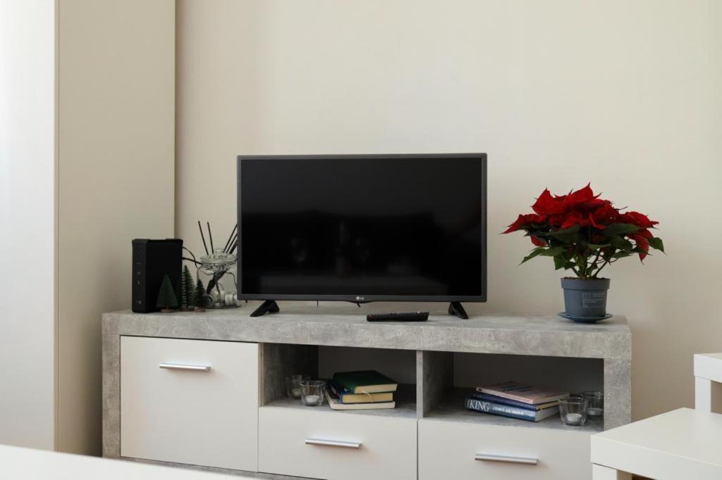 Apartment 10-Next Metro U3 Wina Bagian luar foto