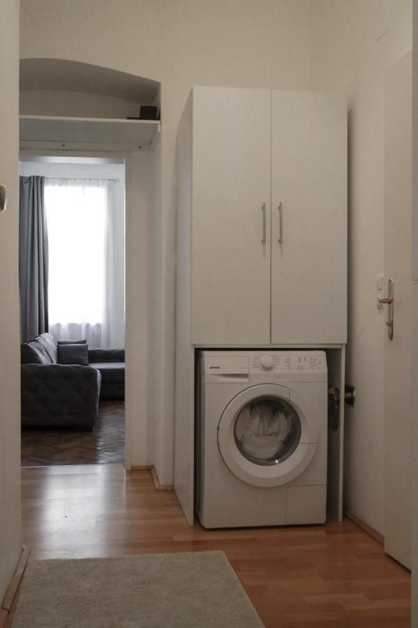 Apartment 10-Next Metro U3 Wina Bagian luar foto